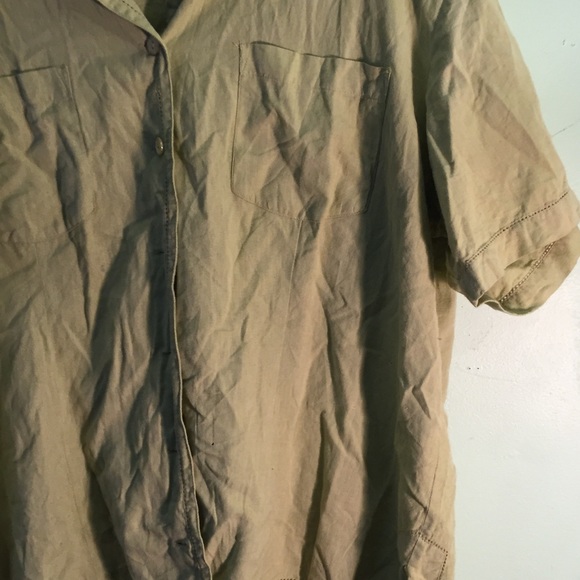 The Avenue 18W/20W Button Down Shirt - Picture 3 of 8